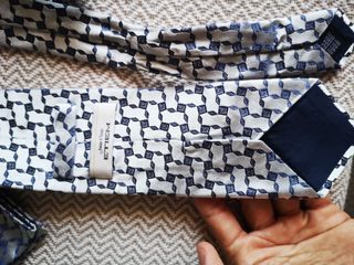 Chaqué azul marino firma ETIEM. Talla 54 y 46