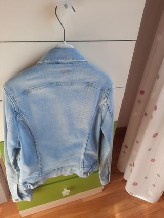 Cazadora Vaquera PEPE JEANS. Talla 10 años