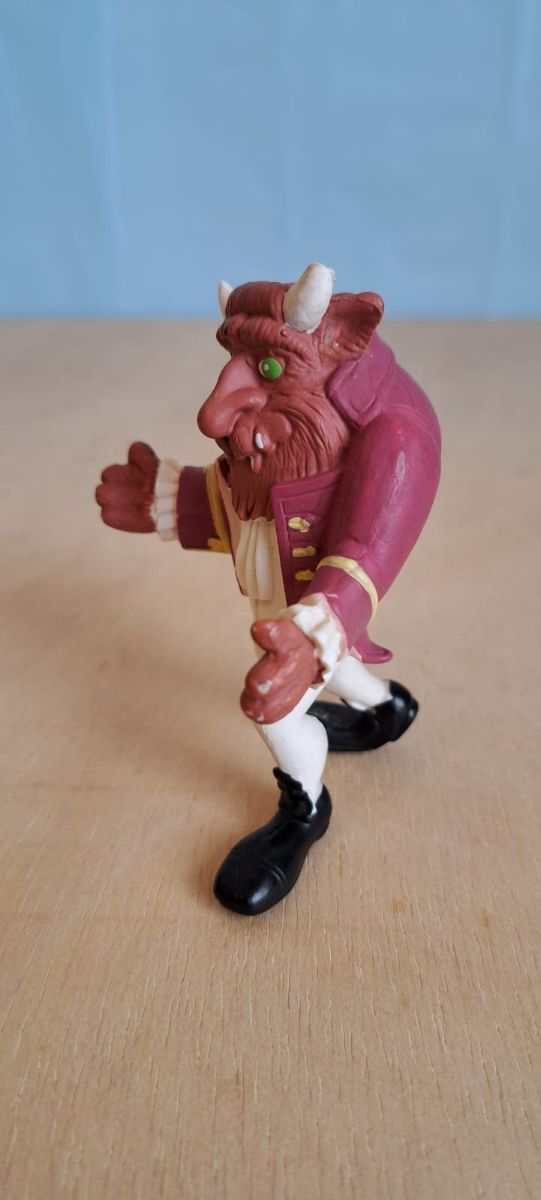 Bambola in PVC la Bestia