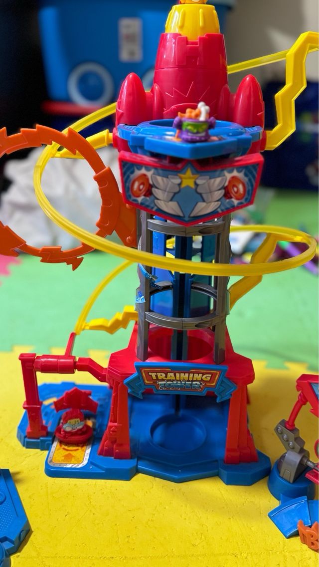 Superzings Trainning Tower