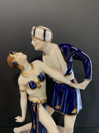 Figura de porcelana Royal Dux. 1926