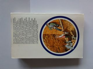 La Arqueología, Francis Celoria. Angus McBride