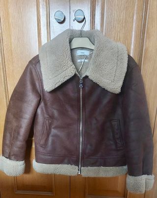 Cazadora aviador borreguito de Mango