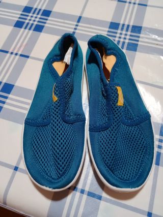 Escarpines para niños talla 33