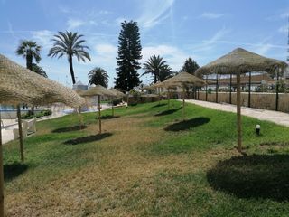 Sombrillas y sombrajes