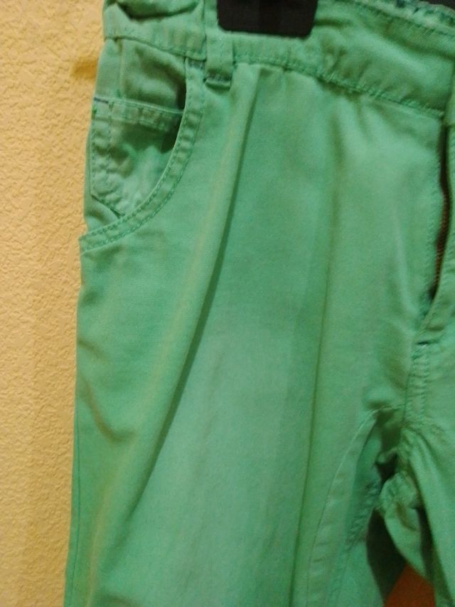 Pantalón corto de hombre verde