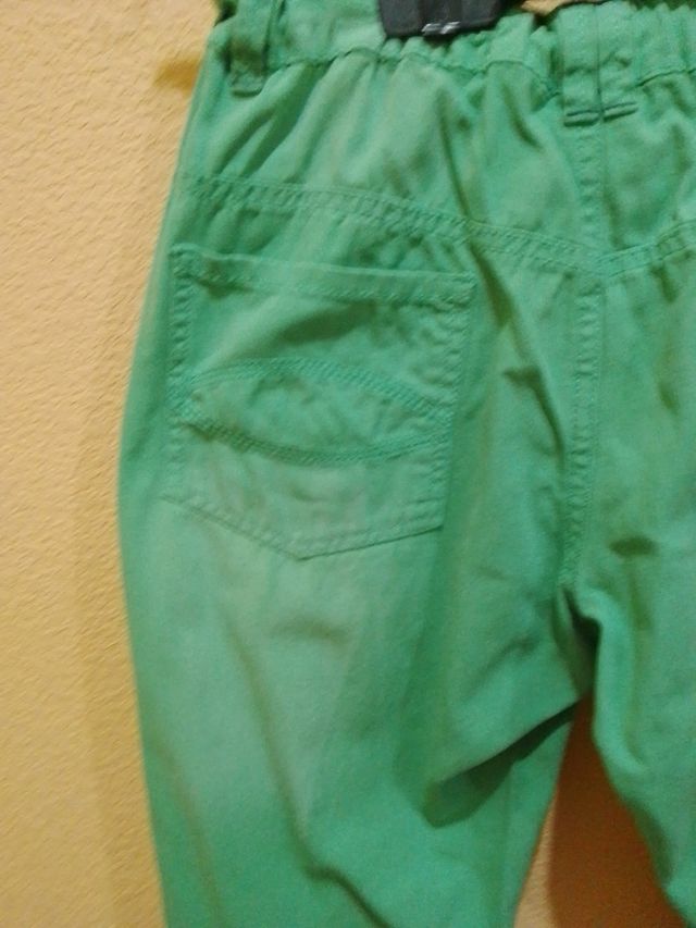 Pantalón corto de hombre verde