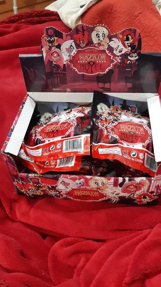 Sobres Sorpresa Hazbin Hotel de segunda mano por 10 EUR en A