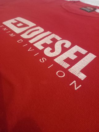 T-shirt Diesel rossa tg S