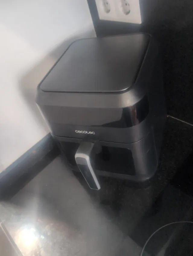 Freidora de Aire Cecotec 6L