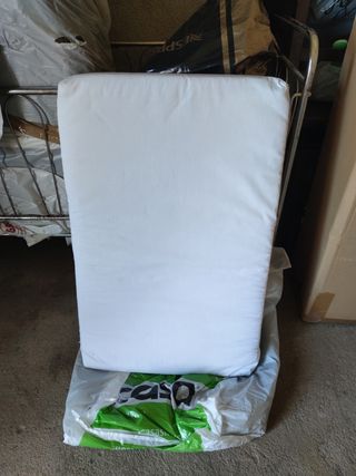 Minicuna madera plegable.