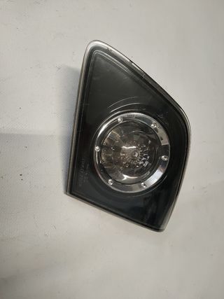 ✅PILOTO TRASERO DERECHO MAZDA 3 5 puerta