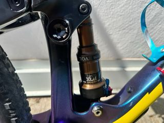 Bicicleta de Carbono en XL Doble Suspension Trifox