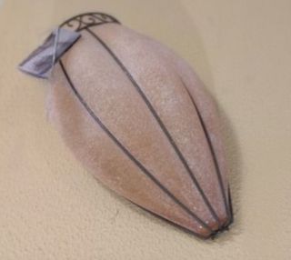 Applique Tulipano in gabbia in metallo bronzato