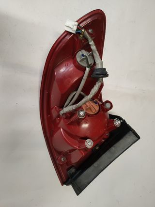 ✅PILOTO TRASERO DERECHO HYUNDAI SANTA FE