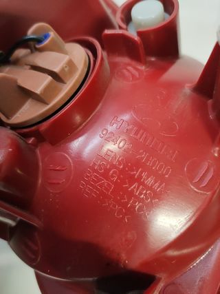 ✅PILOTO TRASERO DERECHO HYUNDAI SANTA FE