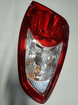 ✅PILOTO TRASERO DERECHO HYUNDAI SANTA FE