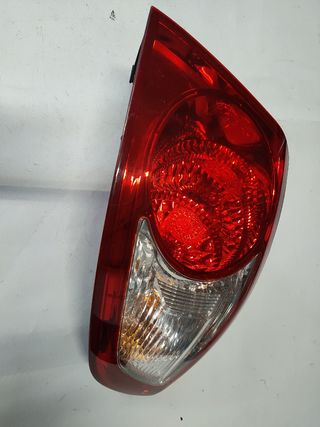 ✅PILOTO TRASERO DERECHO HYUNDAI SANTA FE