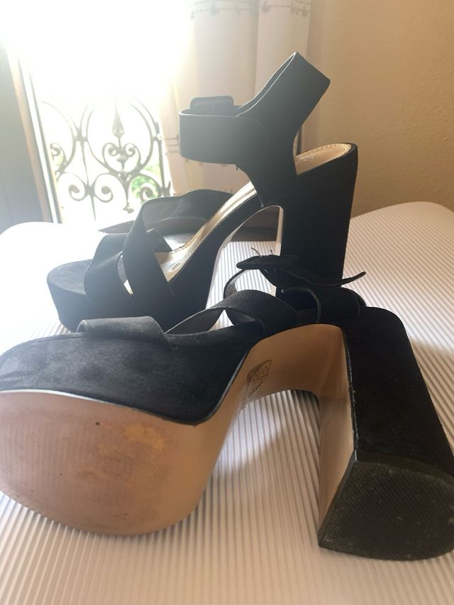 Sandalias Negras De Tacon Ancho