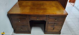 Bureau de despacho antiguo