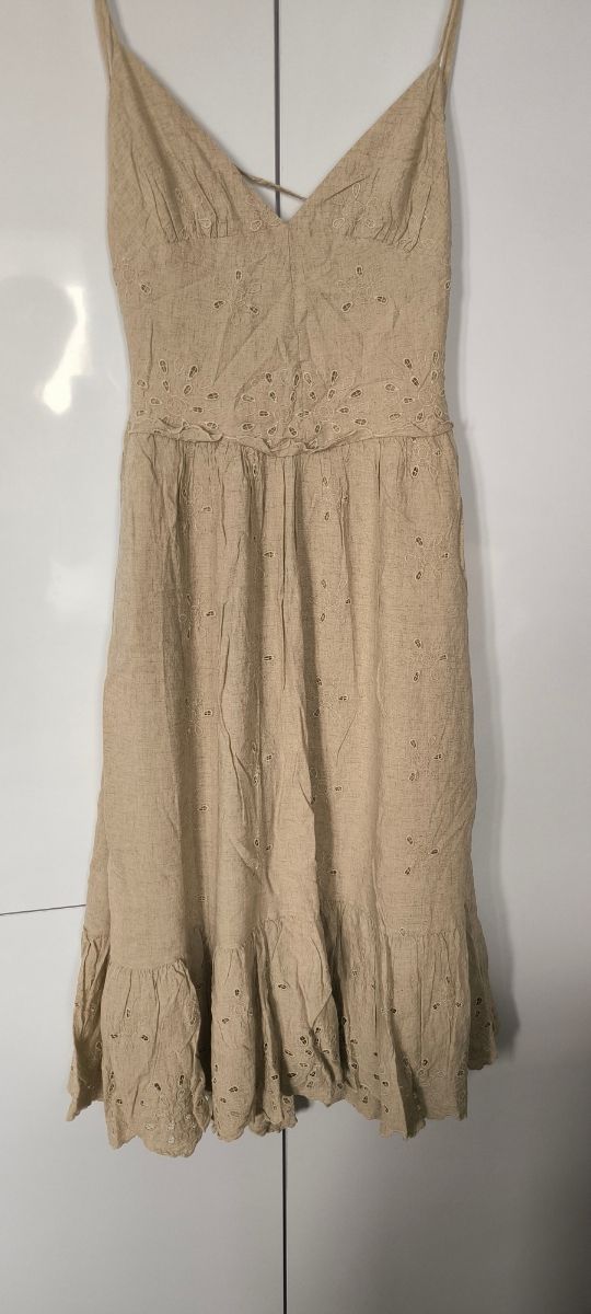 Vestido de lino Zara