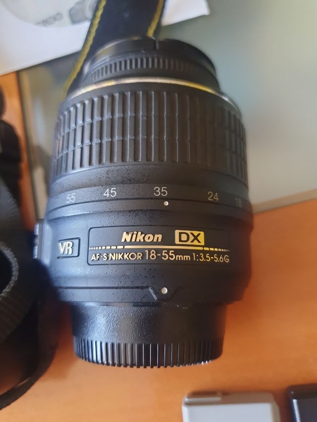 KIT CÁMARA REFLEX NIKON D5200