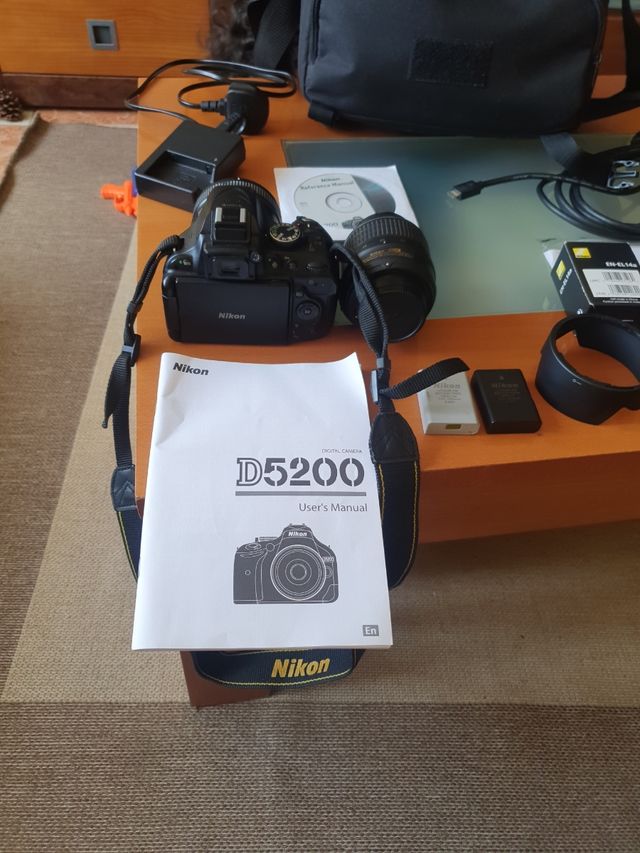 KIT CÁMARA REFLEX NIKON D5200