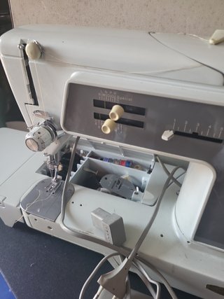 Maquina coser antigua Singer