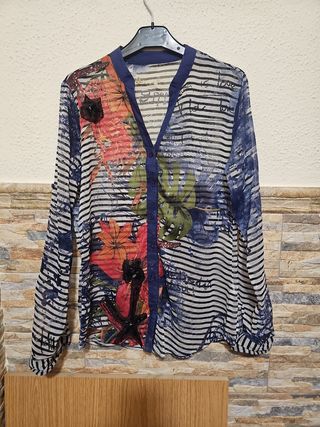 BLUSA DESIGUAL