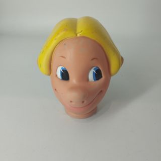 Cabezas y marioneta entera de Famosa