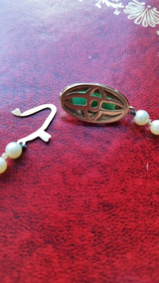 Collar de perlas con cierre de oro