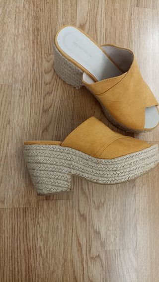 Sandalias cuña 