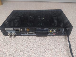 Sintonizador tdt + TV satélite