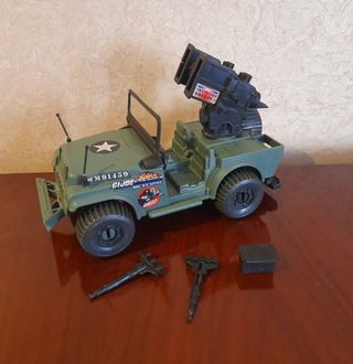 Gi joe  HASBRO jeep SAVAGE
