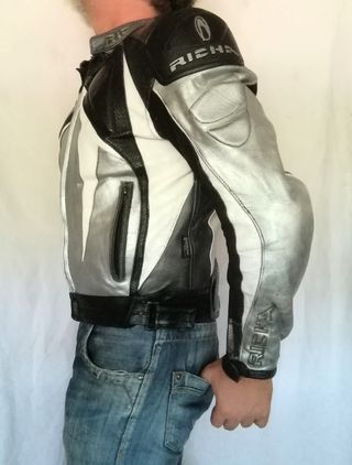 Cazadora motociclismo cuero auténtico L Medidas in