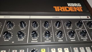 Sintetizador analógico Trident KORG