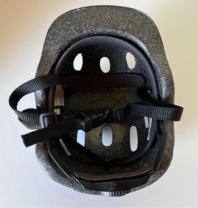 Caschetto blu protettivo – sun & sport