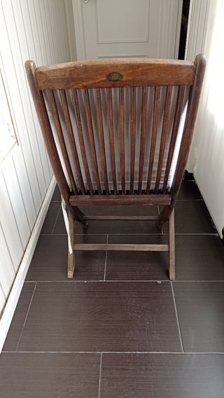 Conjunto mesa y sillas madera exterior