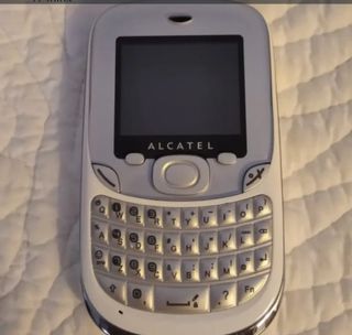 Móvil  Alcatel mini