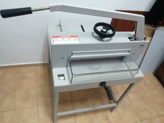 Guillotina manual ideal 4705