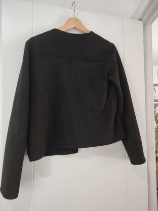 Chaqueta antelina flecos boho