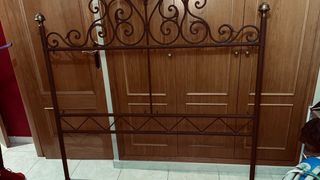 CABERCERO HIERRO FORJADO  150ancho x 140alto.