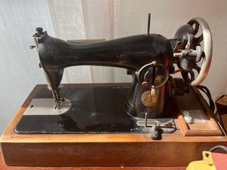 Maquina coser Singer antigua eléctrica