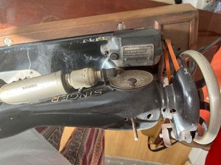 Maquina coser Singer antigua eléctrica