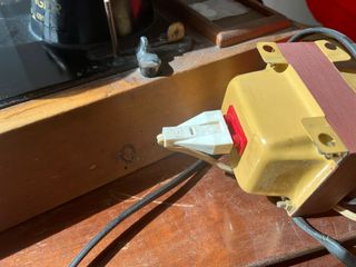 Maquina coser Singer antigua eléctrica