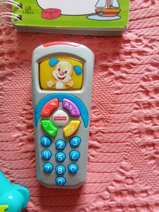 Lote libros y juguetes bebé