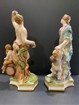 Figuras alegóricas de porcelana: verano y otoño
