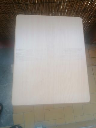 Vendo dos mesas de terraza una pequeña y otra gran