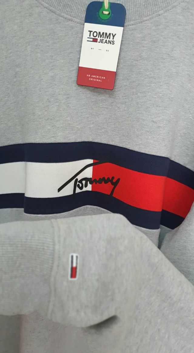 SUDADERA TOMMY JEANS XXL DE U.S.A A ESTRENAR