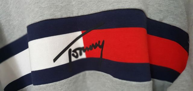 SUDADERA TOMMY JEANS XXL DE U.S.A A ESTRENAR